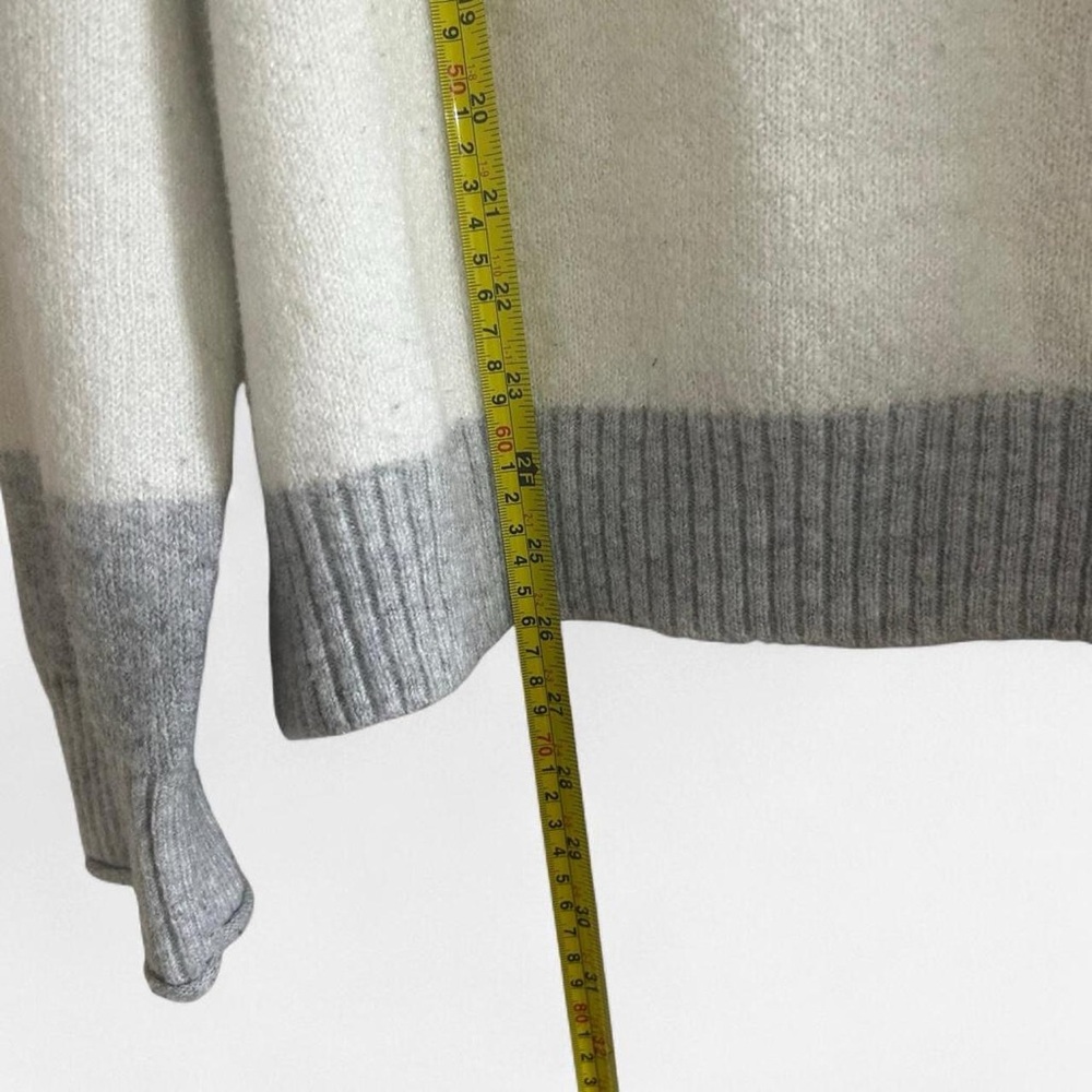 American Eagle Woah So Soft Crew Neck Sweater in Grey and White Striped Pattern - Picture 6 of 7